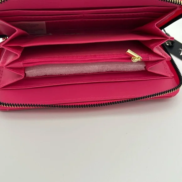 NWT Vera New York Quilted Zip-Around Wallet – Hot Pink with Gold Accents - Picture 6 of 7